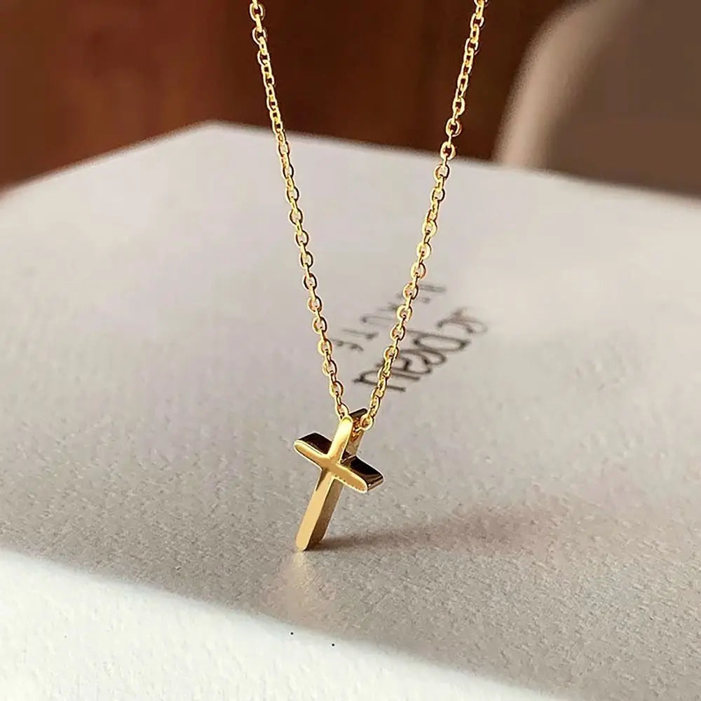 Non-Fading Cross Pendant Adjustable Chain Neck Accessory Clavicle Necklace INS Style Titanium Steel Pendant Clavicle Chain Women